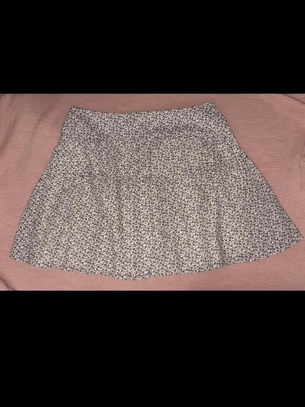 BRAND NEW LOFT Floral Circle Skirt - Cream with Black Print